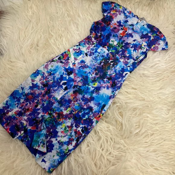 BLACK HALO Floral Print Knee-Length Dress - Picture 12 of 13